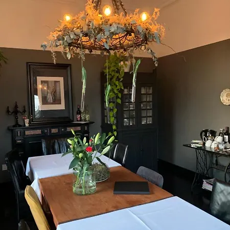 De Auw Sjoel * Klimmen