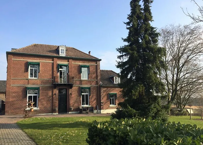 De Auw Sjoel Bed & Breakfast *