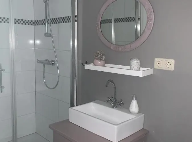 De Auw Sjoel Klimmen